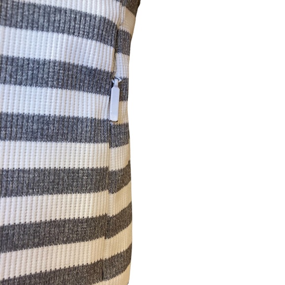 Mondetta | Athletic Full Zip Top - Picture 7 of 11